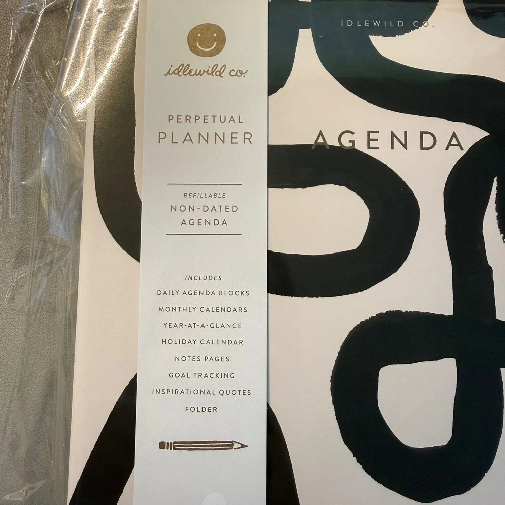 Idlewild Co Perpetual Planner Non-Dated Agenda Black White Abstract Refillable